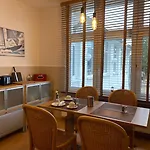 Zum Alten Faehrhaus Guest house