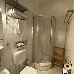 Zum Alten Faehrhaus Guest house