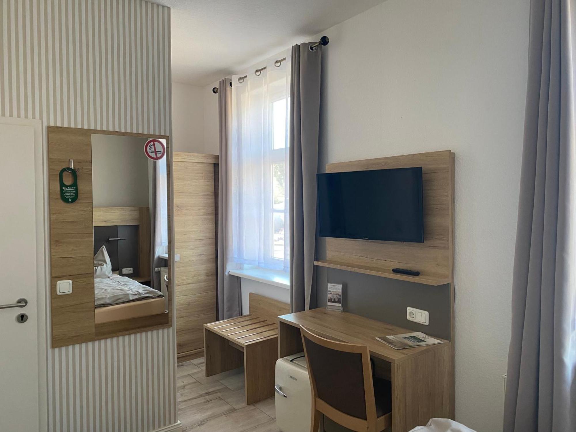 Zum Alten Fährhaus 3*