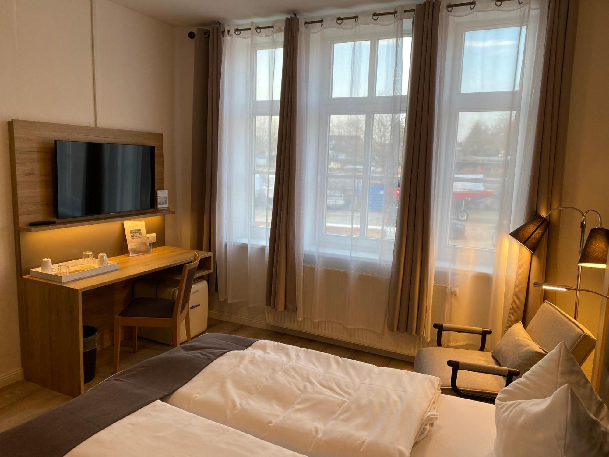 Zum Alten Faehrhaus Guest house